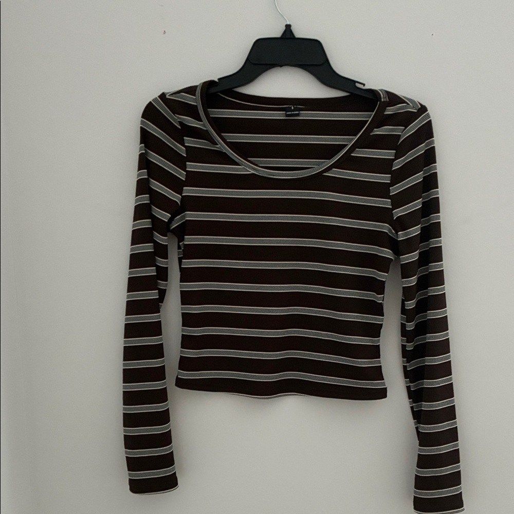 Shein brown and blue cropped shirt